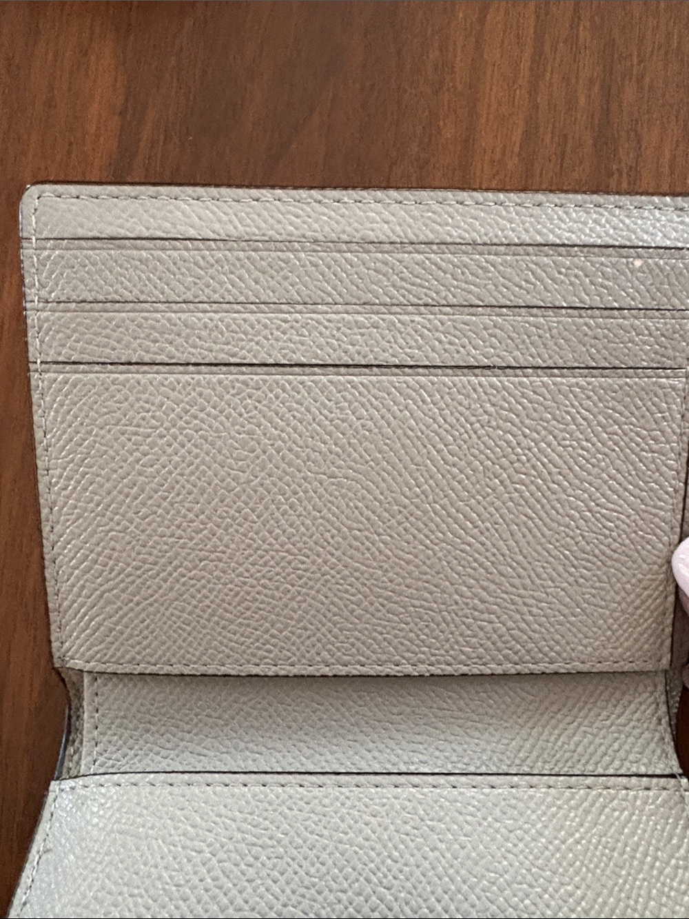 Coach silver leather wallet - Picture 5 of 8